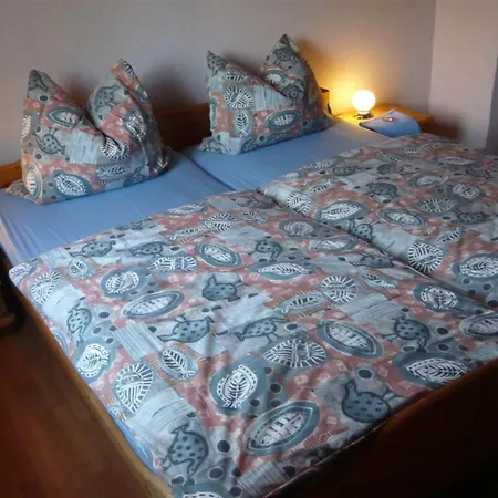 Caspari In Apartment